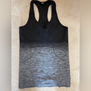 LuluLemon Swiftlytech Rackerback tank top Size 6